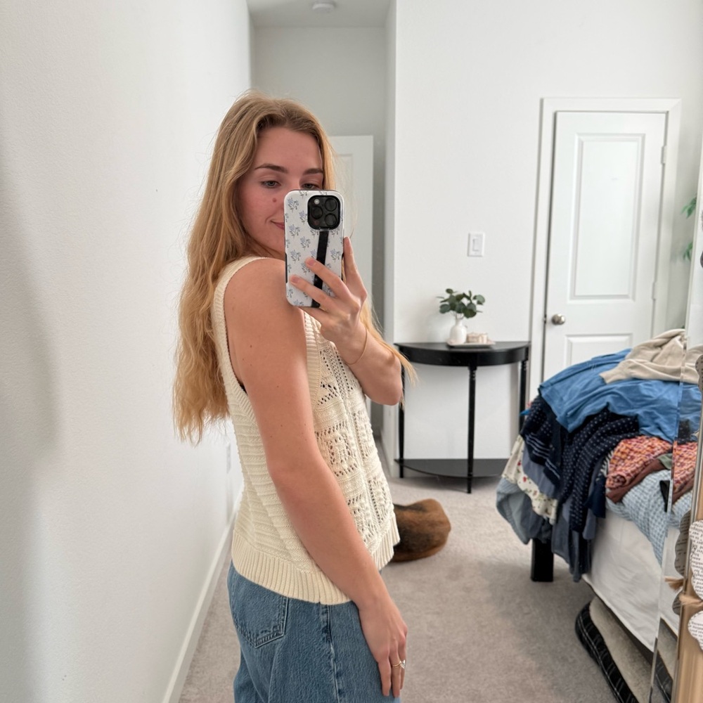 Elodie Cream Knit Tank Top Medium - Picture 2 of 4